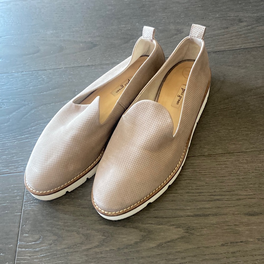 Paul Green Woman’s Tan Loafers EXCELLENT condition